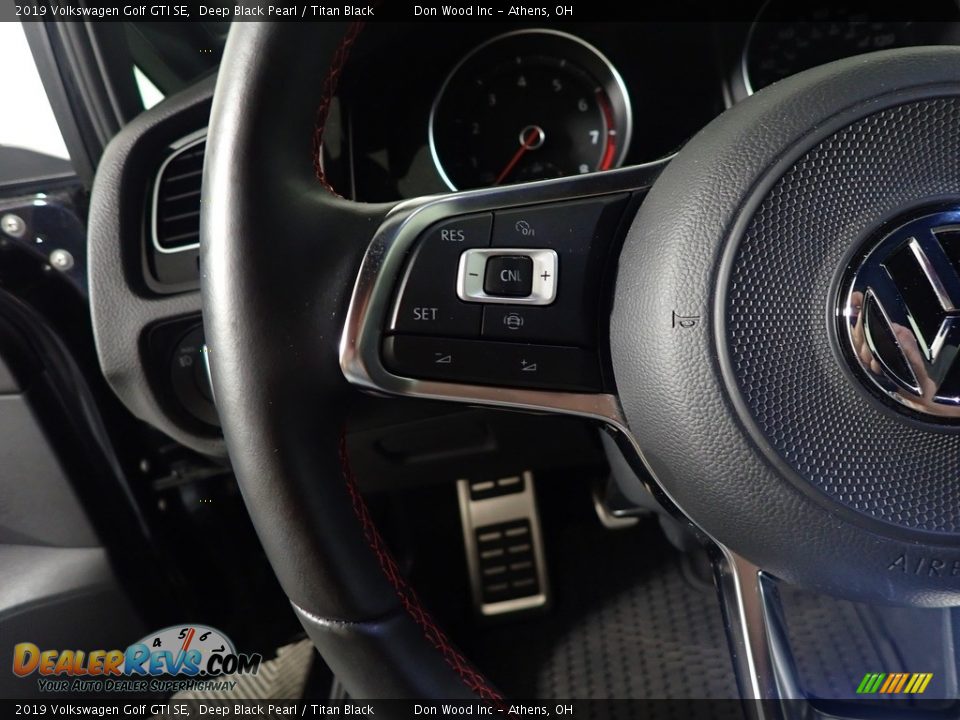 2019 Volkswagen Golf GTI SE Steering Wheel Photo #30