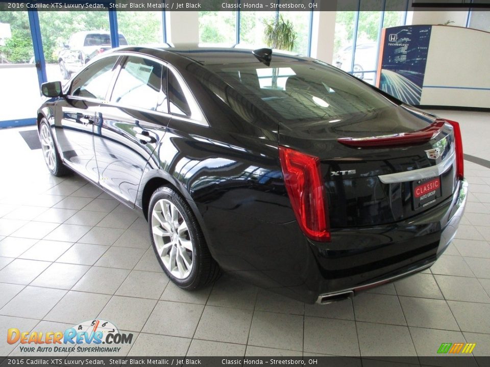 2016 Cadillac XTS Luxury Sedan Stellar Black Metallic / Jet Black Photo #9