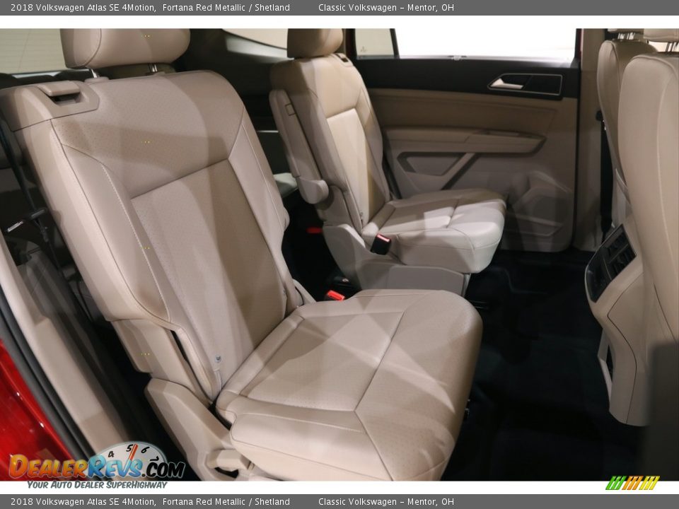 2018 Volkswagen Atlas SE 4Motion Fortana Red Metallic / Shetland Photo #15