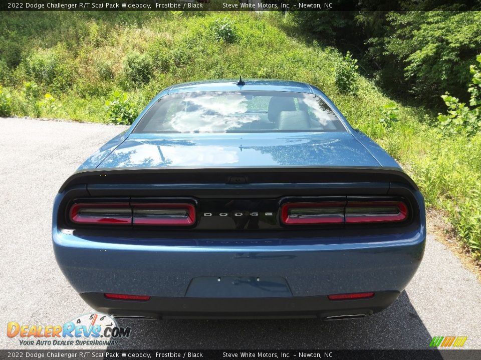 2022 Dodge Challenger R/T Scat Pack Widebody Frostbite / Black Photo #7