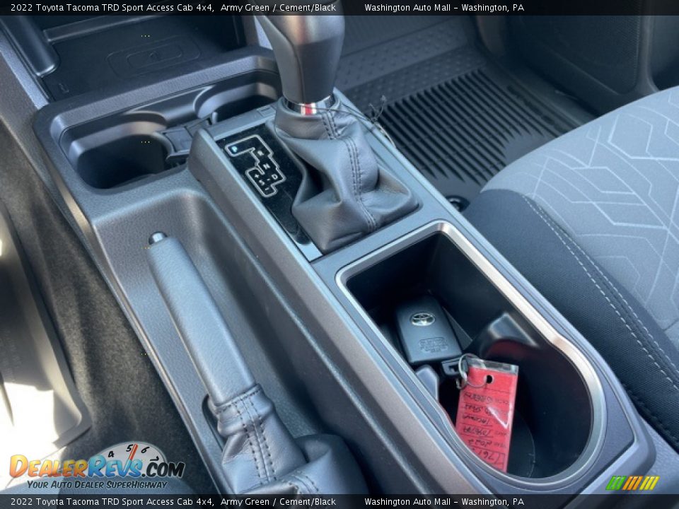 2022 Toyota Tacoma TRD Sport Access Cab 4x4 Shifter Photo #13