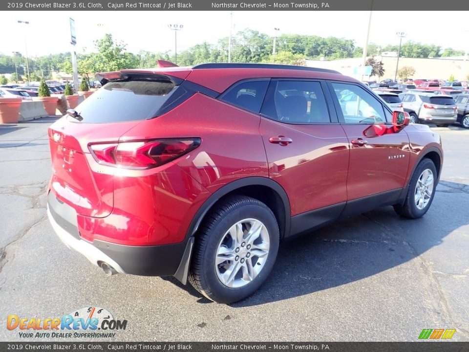 2019 Chevrolet Blazer 3.6L Cloth Cajun Red Tintcoat / Jet Black Photo #9