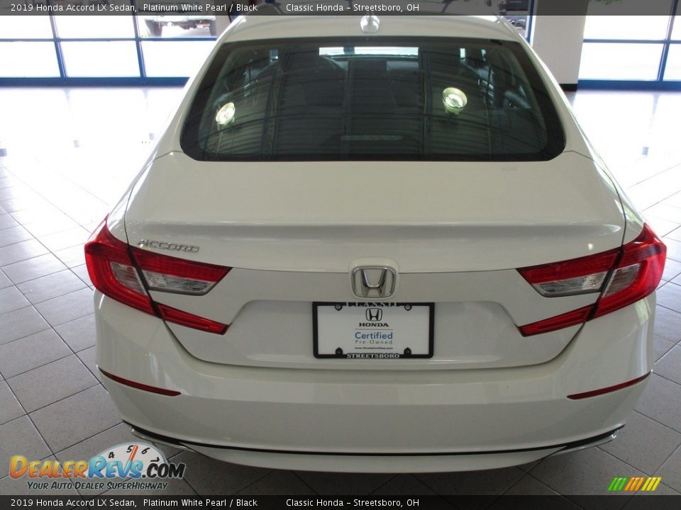 2019 Honda Accord LX Sedan Platinum White Pearl / Black Photo #8