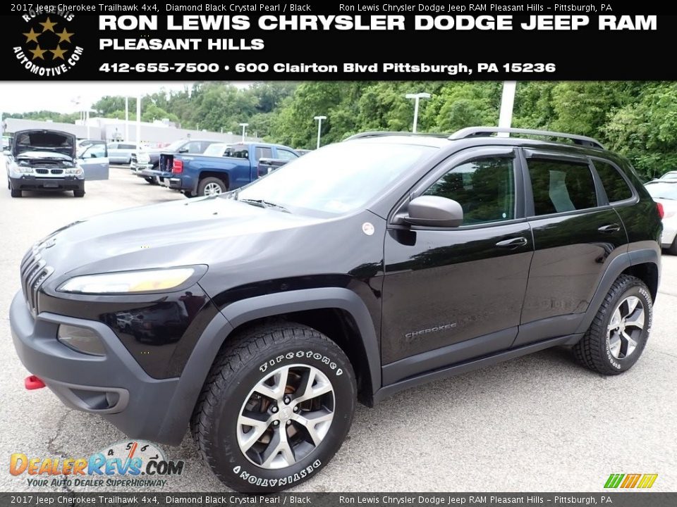 2017 Jeep Cherokee Trailhawk 4x4 Diamond Black Crystal Pearl / Black Photo #1