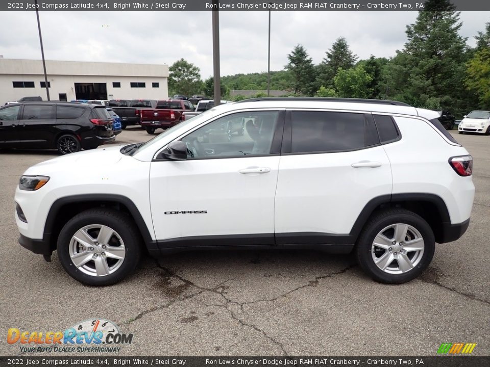 2022 Jeep Compass Latitude 4x4 Bright White / Steel Gray Photo #2