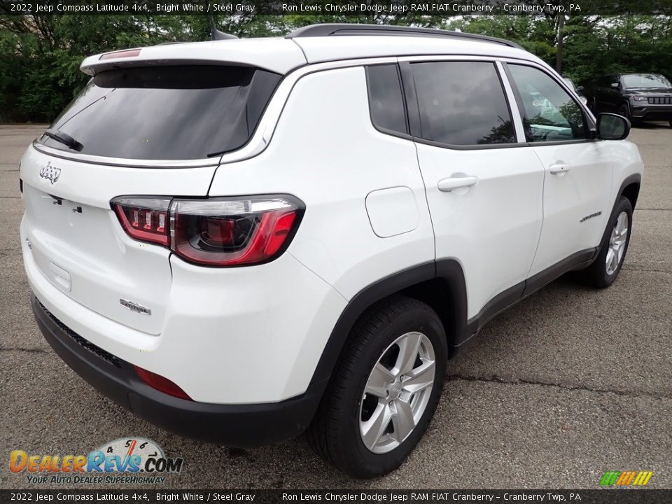 2022 Jeep Compass Latitude 4x4 Bright White / Steel Gray Photo #5