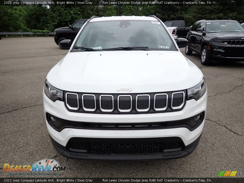 2022 Jeep Compass Latitude 4x4 Bright White / Steel Gray Photo #8