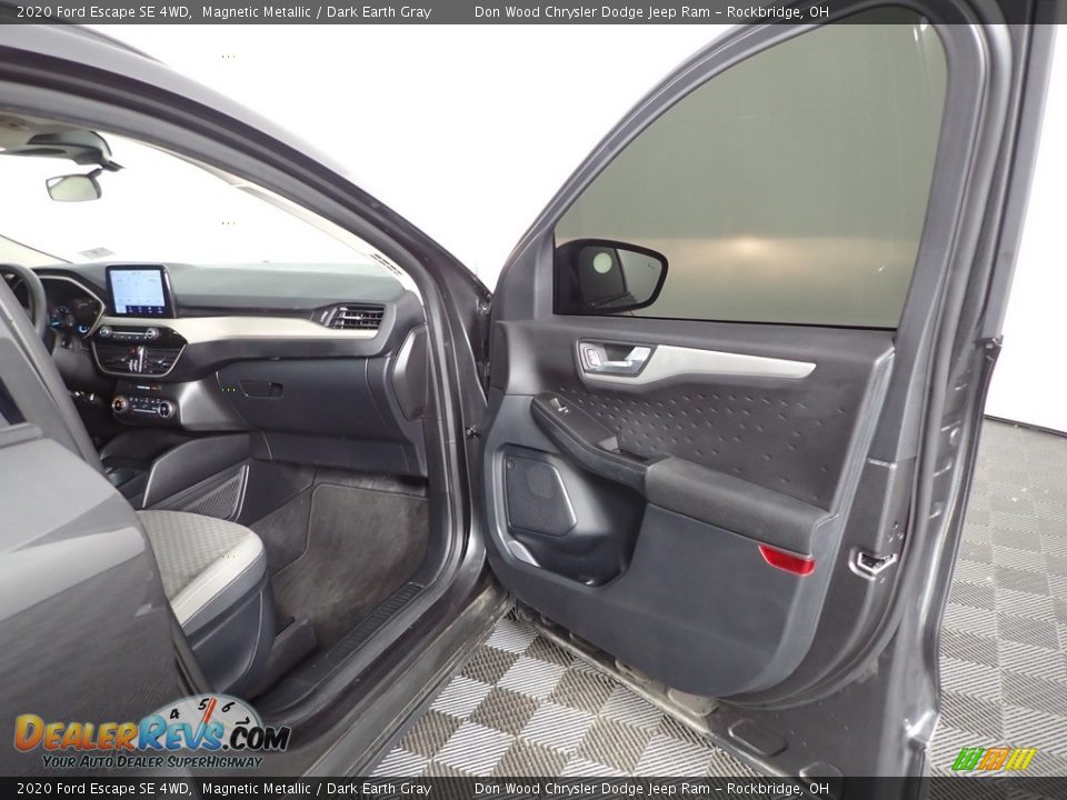 2020 Ford Escape SE 4WD Magnetic Metallic / Dark Earth Gray Photo #29