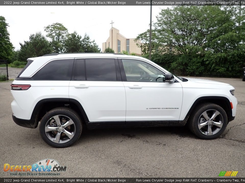 2022 Jeep Grand Cherokee Limited 4x4 Bright White / Global Black/Wicker Beige Photo #6