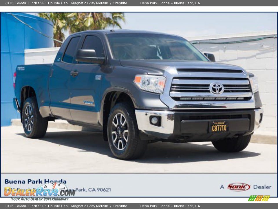 2016 Toyota Tundra SR5 Double Cab Magnetic Gray Metallic / Graphite Photo #1