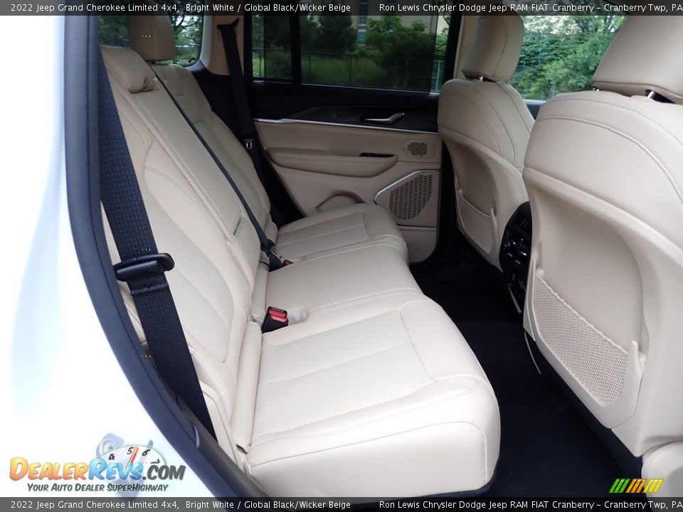 2022 Jeep Grand Cherokee Limited 4x4 Bright White / Global Black/Wicker Beige Photo #12