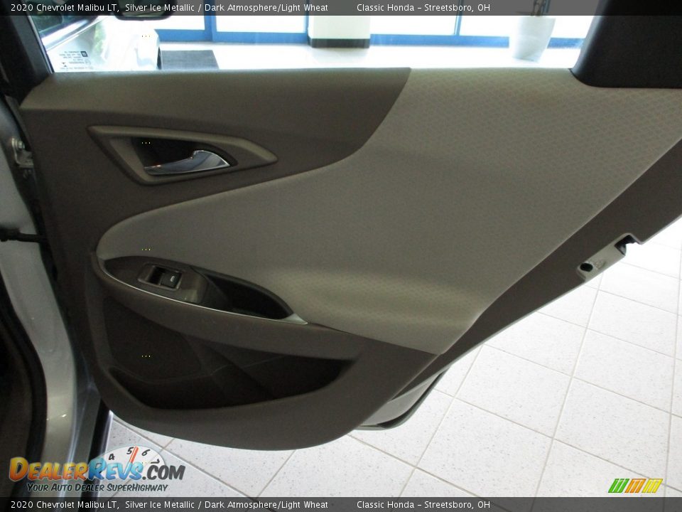 2020 Chevrolet Malibu LT Silver Ice Metallic / Dark Atmosphere/Light Wheat Photo #17