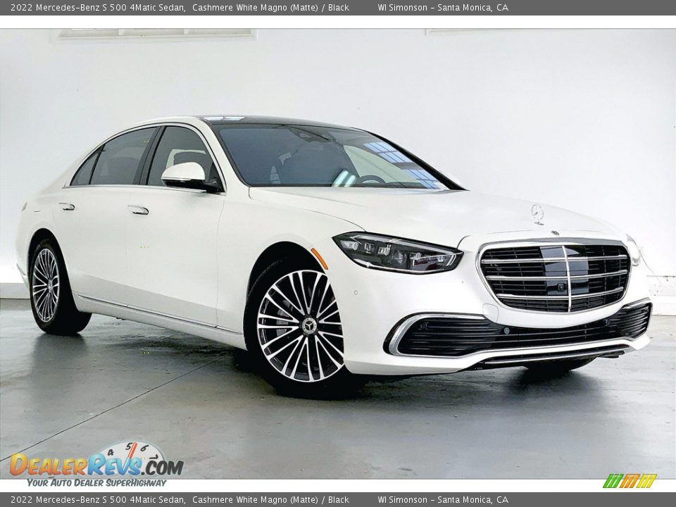 Front 3/4 View of 2022 Mercedes-Benz S 500 4Matic Sedan Photo #12