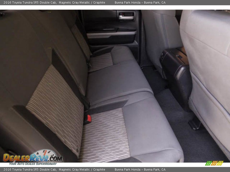2016 Toyota Tundra SR5 Double Cab Magnetic Gray Metallic / Graphite Photo #20