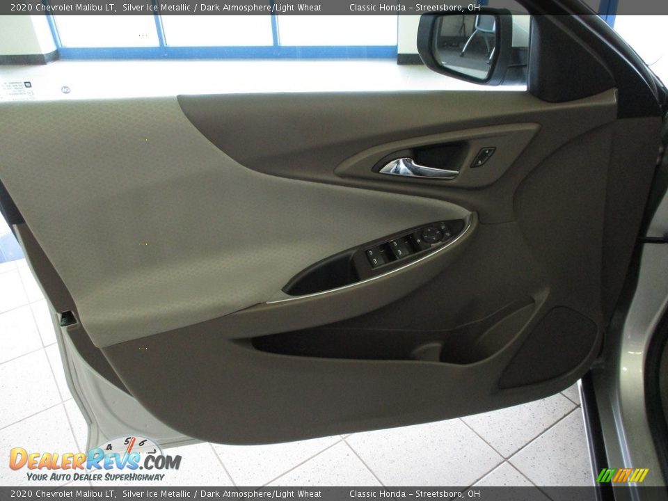 2020 Chevrolet Malibu LT Silver Ice Metallic / Dark Atmosphere/Light Wheat Photo #25