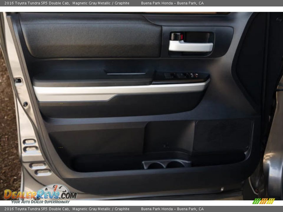 2016 Toyota Tundra SR5 Double Cab Magnetic Gray Metallic / Graphite Photo #28