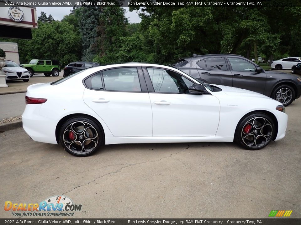 2022 Alfa Romeo Giulia Veloce AWD Alfa White / Black/Red Photo #6