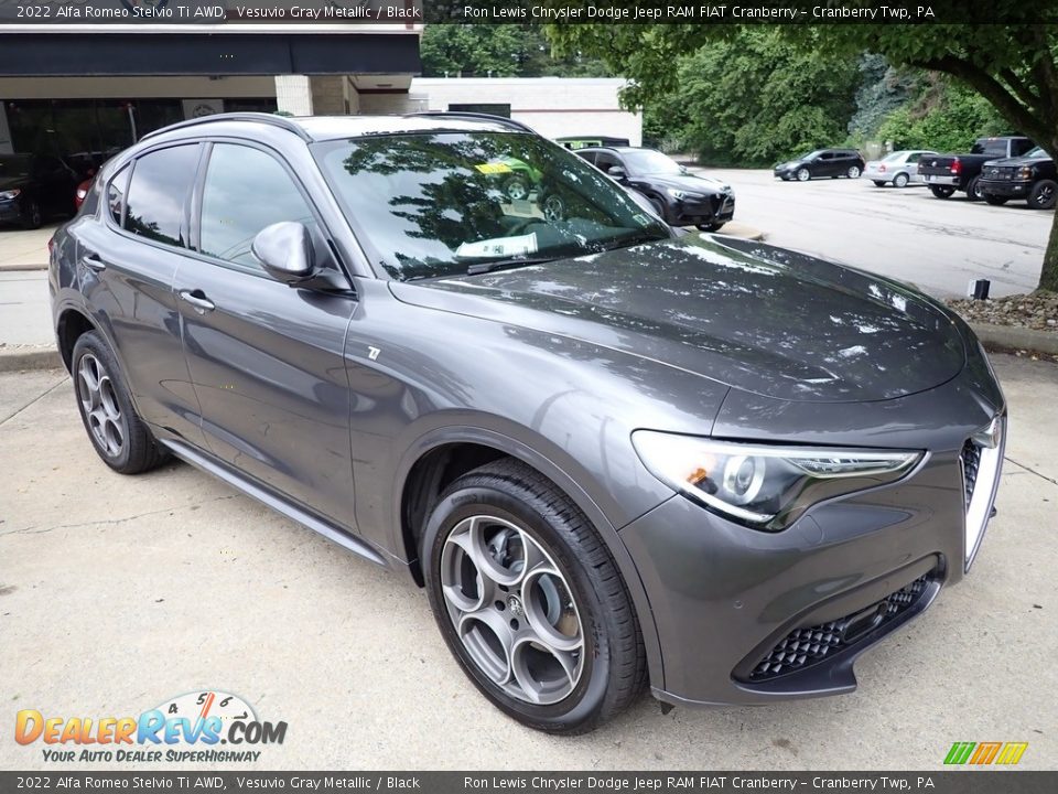 2022 Alfa Romeo Stelvio Ti AWD Vesuvio Gray Metallic / Black Photo #7