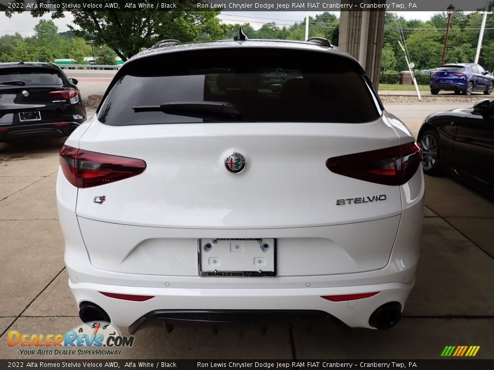 2022 Alfa Romeo Stelvio Veloce AWD Alfa White / Black Photo #4