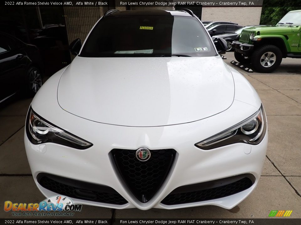 2022 Alfa Romeo Stelvio Veloce AWD Alfa White / Black Photo #7