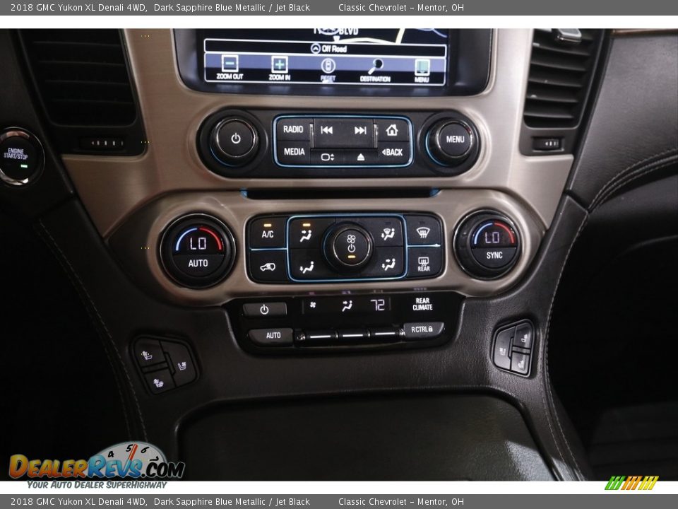 Controls of 2018 GMC Yukon XL Denali 4WD Photo #15