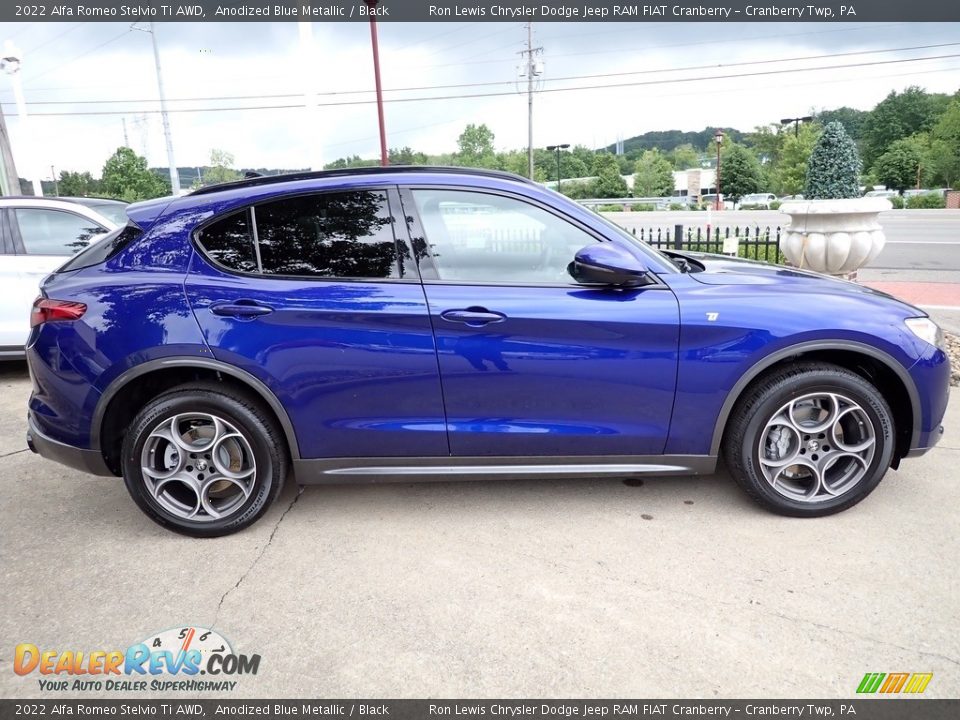 2022 Alfa Romeo Stelvio Ti AWD Anodized Blue Metallic / Black Photo #6