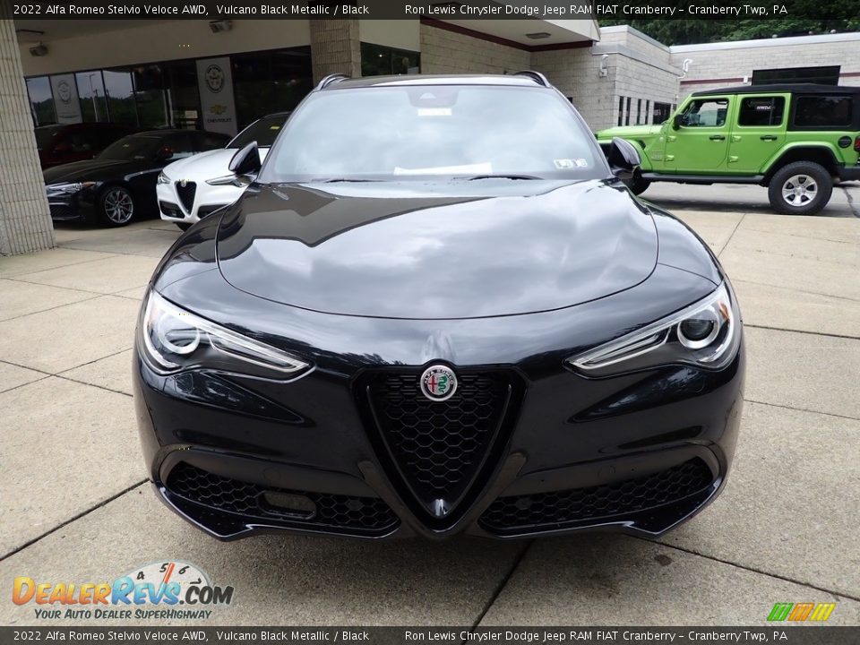 2022 Alfa Romeo Stelvio Veloce AWD Vulcano Black Metallic / Black Photo #8