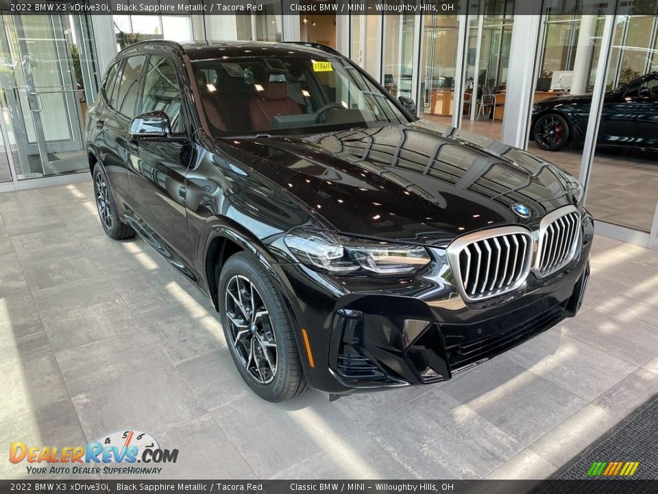 Front 3/4 View of 2022 BMW X3 xDrive30i Photo #1