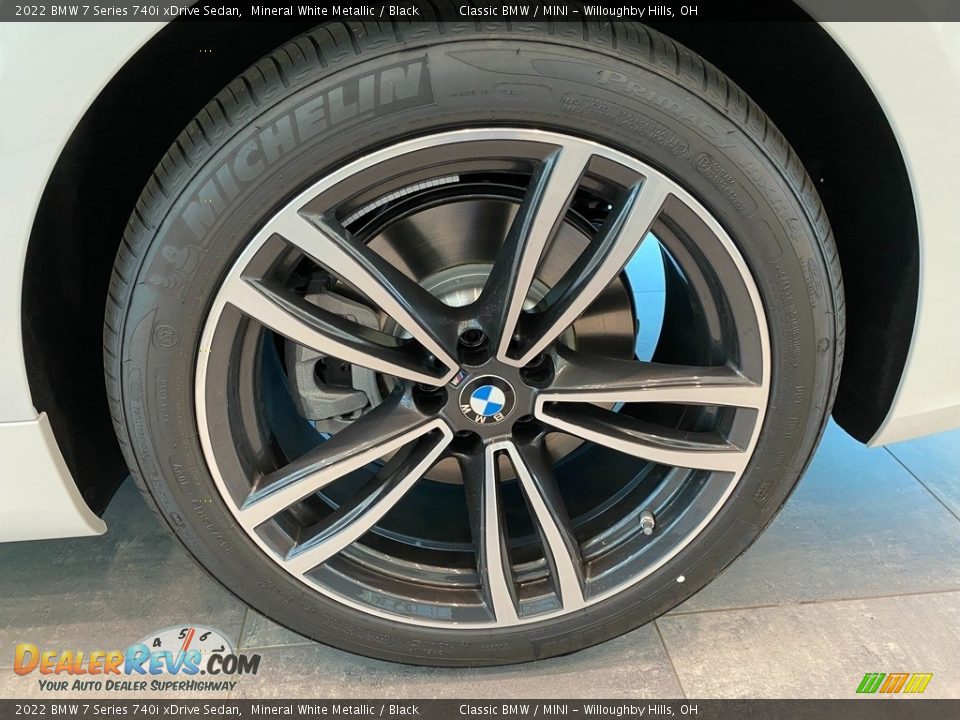 2022 BMW 7 Series 740i xDrive Sedan Mineral White Metallic / Black Photo #3