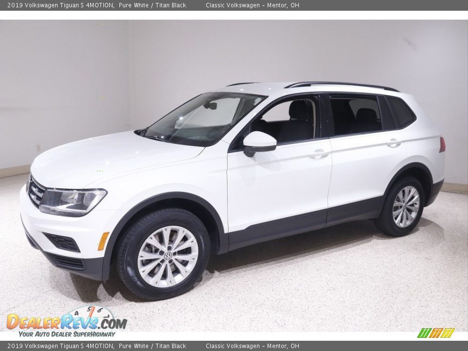 2019 Volkswagen Tiguan S 4MOTION Pure White / Titan Black Photo #3