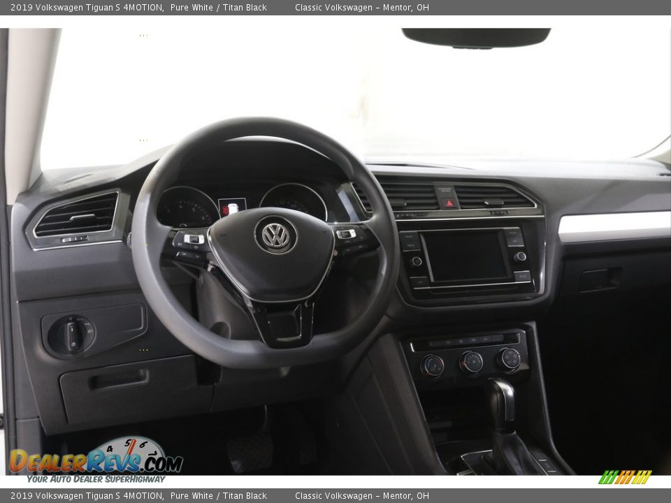 2019 Volkswagen Tiguan S 4MOTION Pure White / Titan Black Photo #6