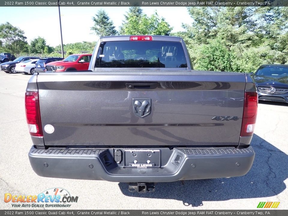 2022 Ram 1500 Classic Quad Cab 4x4 Granite Crystal Metallic / Black Photo #4