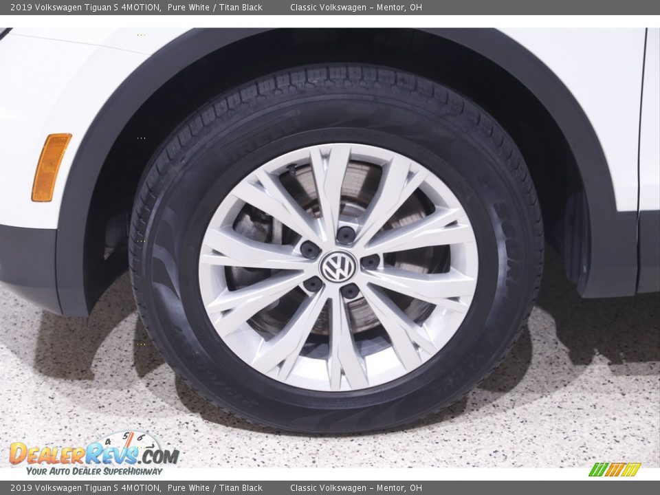 2019 Volkswagen Tiguan S 4MOTION Pure White / Titan Black Photo #18