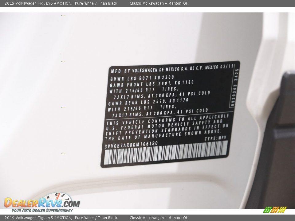 2019 Volkswagen Tiguan S 4MOTION Pure White / Titan Black Photo #19