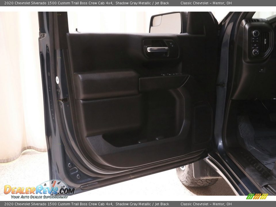 2020 Chevrolet Silverado 1500 Custom Trail Boss Crew Cab 4x4 Shadow Gray Metallic / Jet Black Photo #4