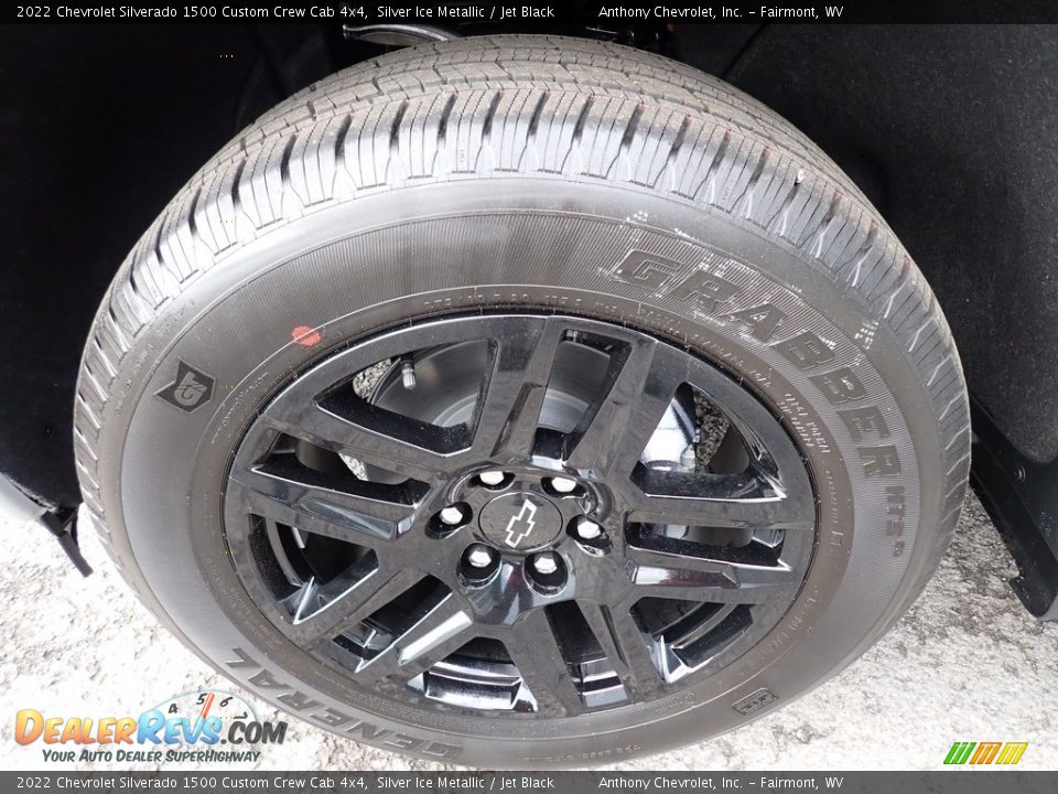 2022 Chevrolet Silverado 1500 Custom Crew Cab 4x4 Silver Ice Metallic / Jet Black Photo #9