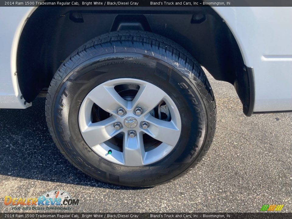 2014 Ram 1500 Tradesman Regular Cab Bright White / Black/Diesel Gray Photo #23