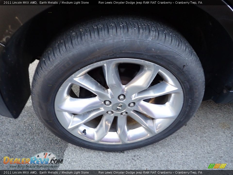 2011 Lincoln MKX AWD Earth Metallic / Medium Light Stone Photo #5