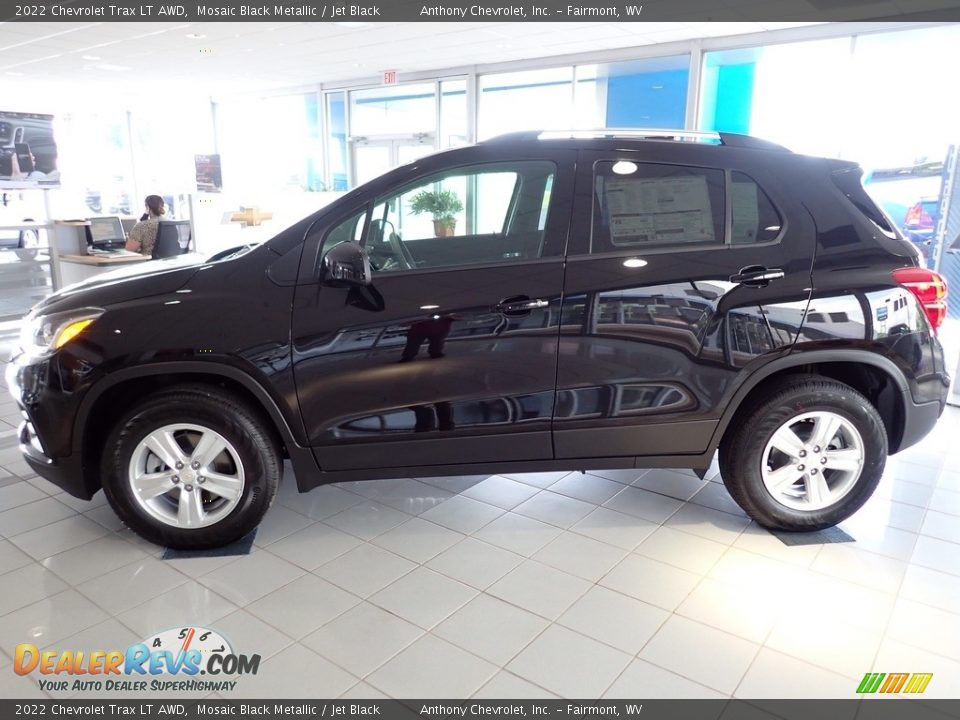 2022 Chevrolet Trax LT AWD Mosaic Black Metallic / Jet Black Photo #7