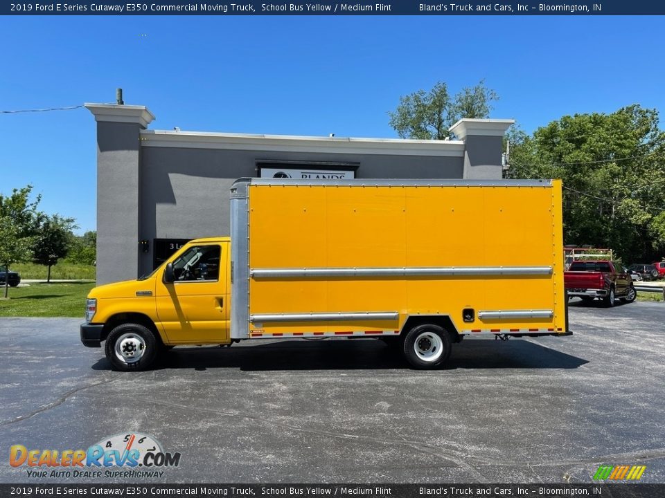 2019 Ford E Series Cutaway E350 Commercial Moving Truck School Bus Yellow / Medium Flint Photo #1