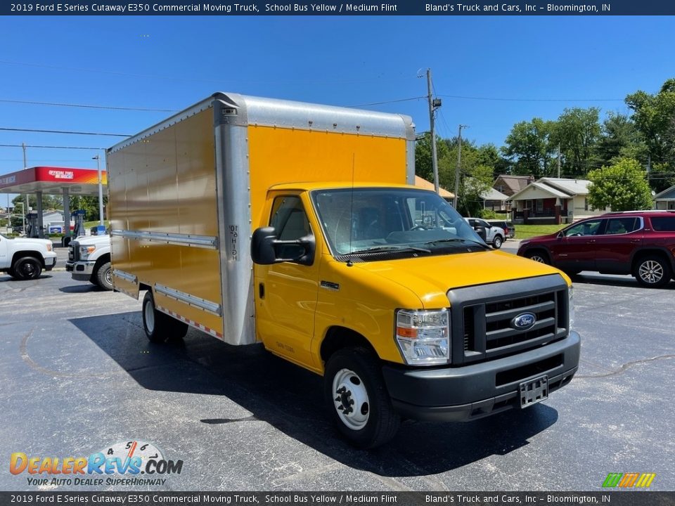 2019 Ford E Series Cutaway E350 Commercial Moving Truck School Bus Yellow / Medium Flint Photo #3