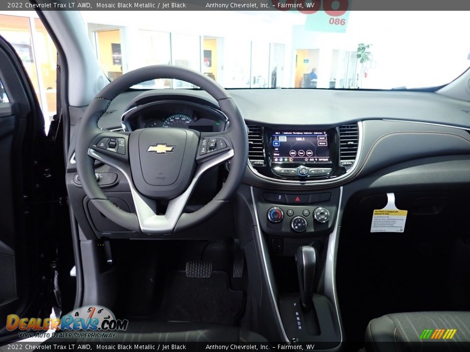 2022 Chevrolet Trax LT AWD Mosaic Black Metallic / Jet Black Photo #13