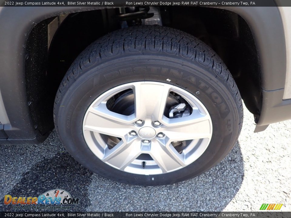 2022 Jeep Compass Latitude 4x4 Billet Silver Metallic / Black Photo #9