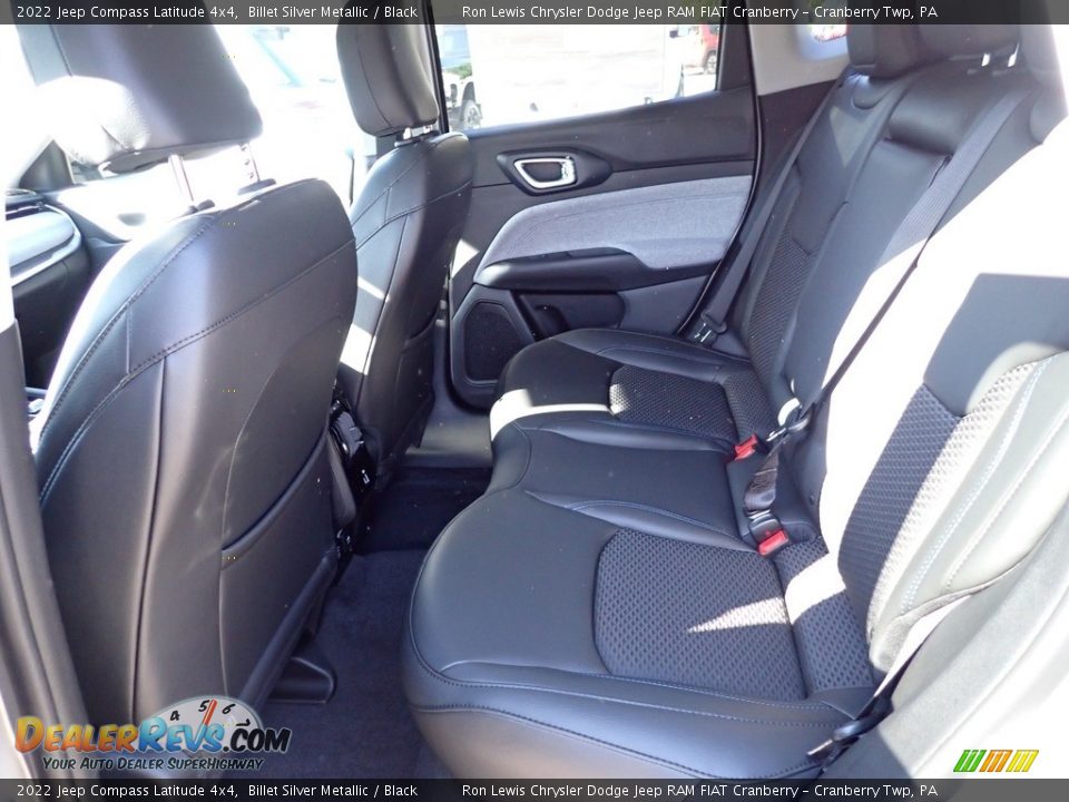 2022 Jeep Compass Latitude 4x4 Billet Silver Metallic / Black Photo #12