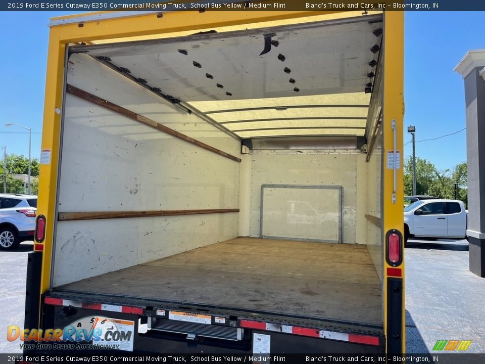 2019 Ford E Series Cutaway E350 Commercial Moving Truck School Bus Yellow / Medium Flint Photo #14
