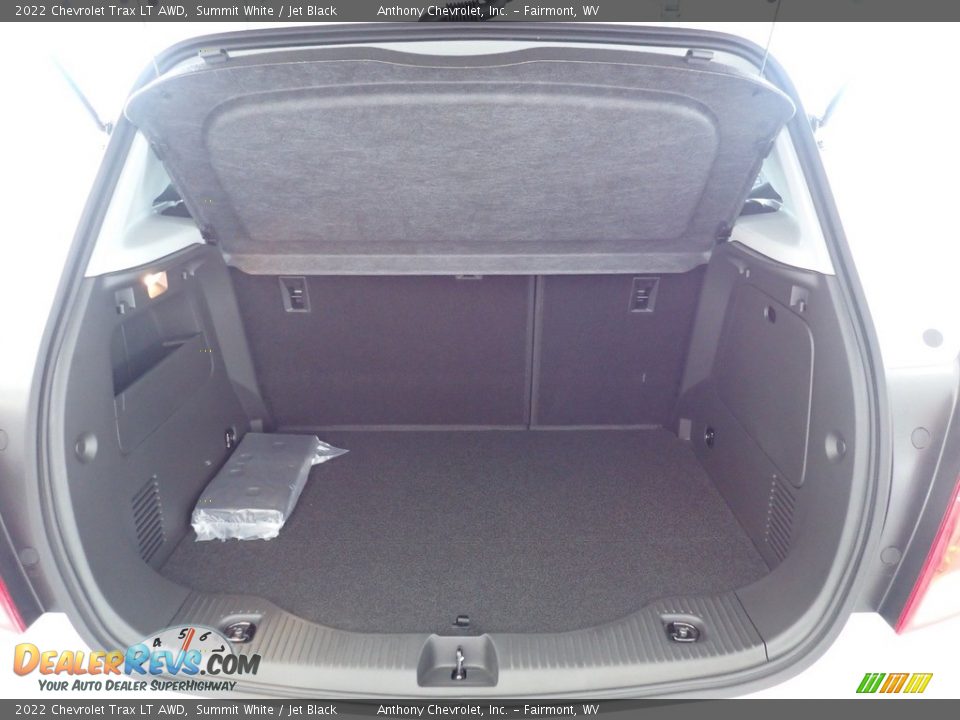 2022 Chevrolet Trax LT AWD Summit White / Jet Black Photo #5