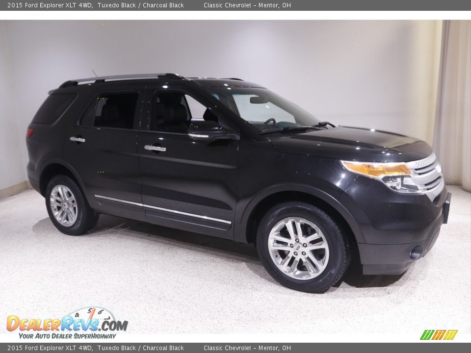 2015 Ford Explorer XLT 4WD Tuxedo Black / Charcoal Black Photo #1