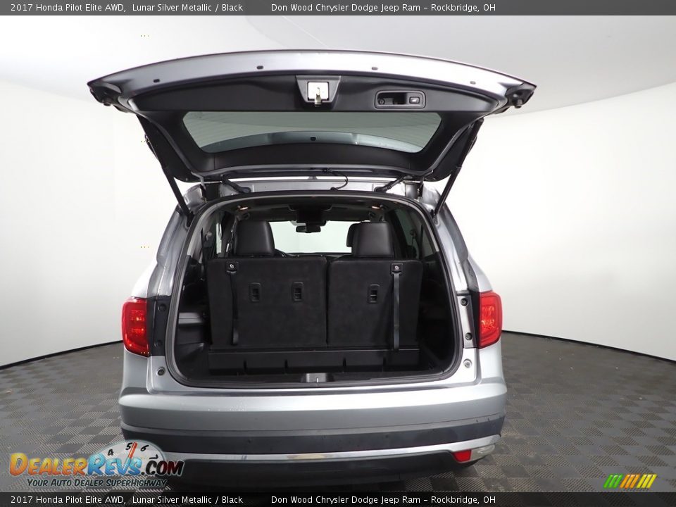 2017 Honda Pilot Elite AWD Lunar Silver Metallic / Black Photo #14