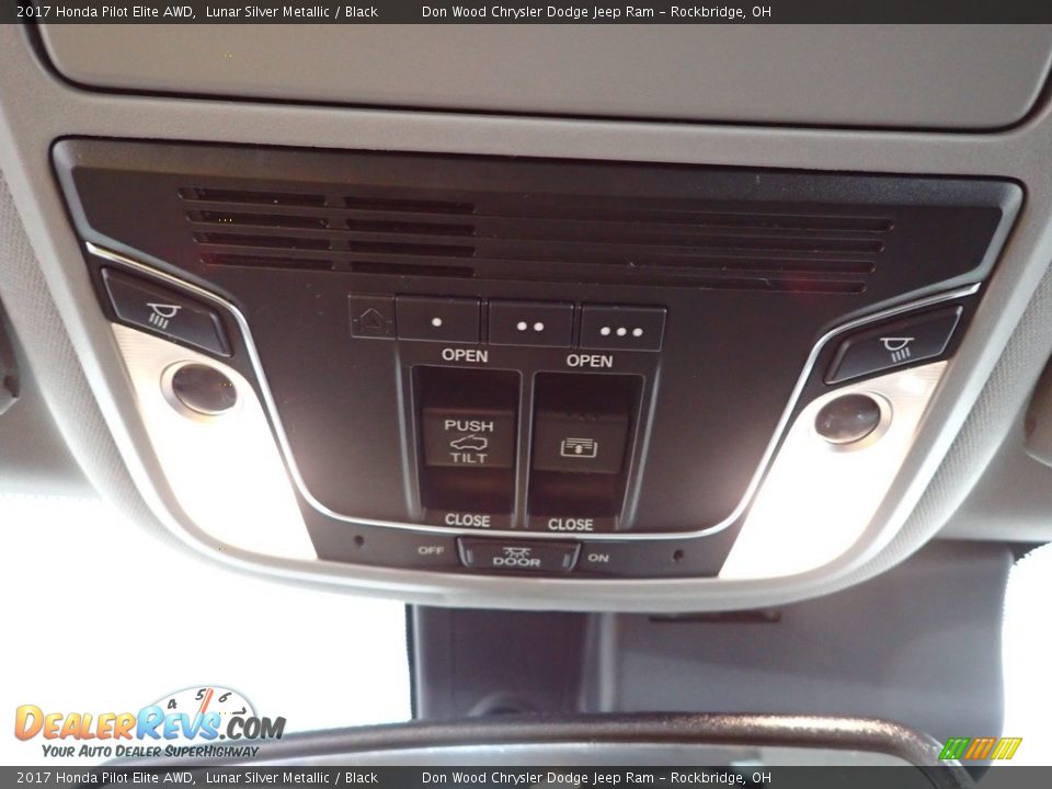 2017 Honda Pilot Elite AWD Lunar Silver Metallic / Black Photo #29