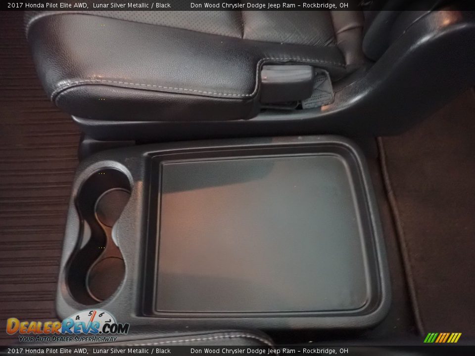 2017 Honda Pilot Elite AWD Lunar Silver Metallic / Black Photo #34